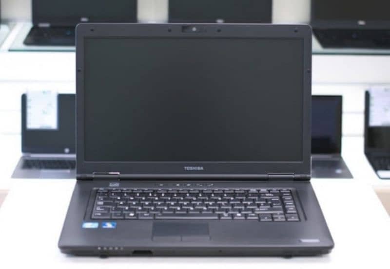 TOSHIBA SATELLITE DYNABOOK 552/G 2