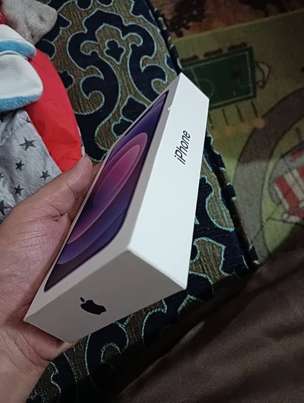 Apple Iphone 12 128GB PTA Purple 3