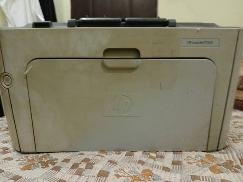 HP laserjet p1505 1