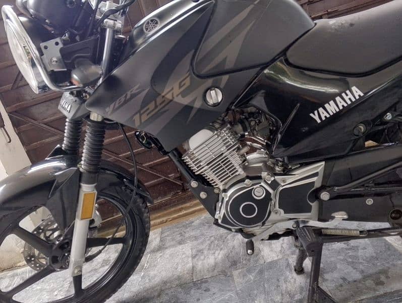 Yamaha YBR G 2019 3