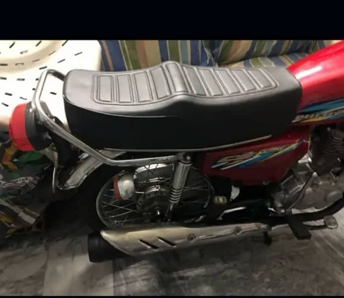 all ok hai. 125 exchange possible. 70cc Honda 3