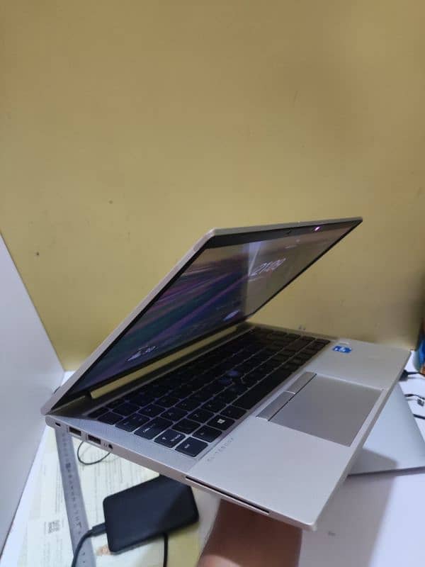 HP Elitebook 840 G8 3