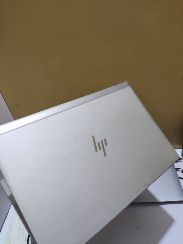 HP Elitebook 840 G8 4