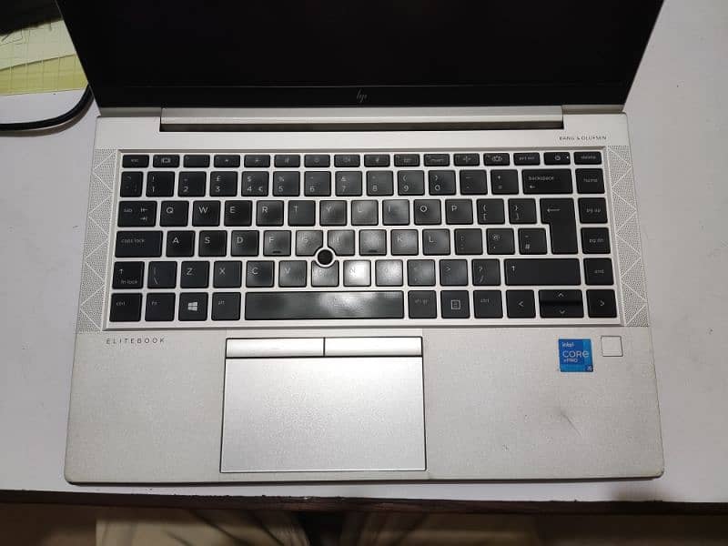 HP Elitebook 840 G8 6