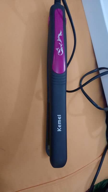 Kemei Hair Straightener 0