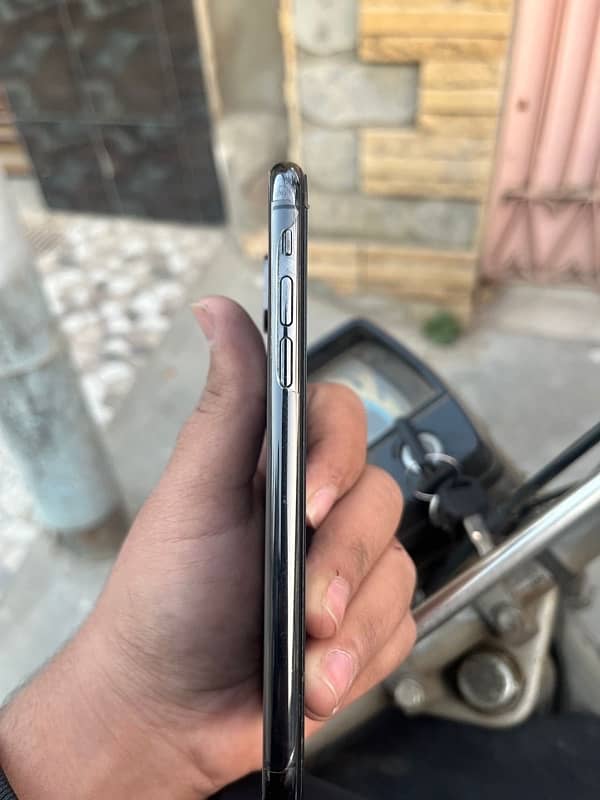 iPhone X 256 10/10 condition 1