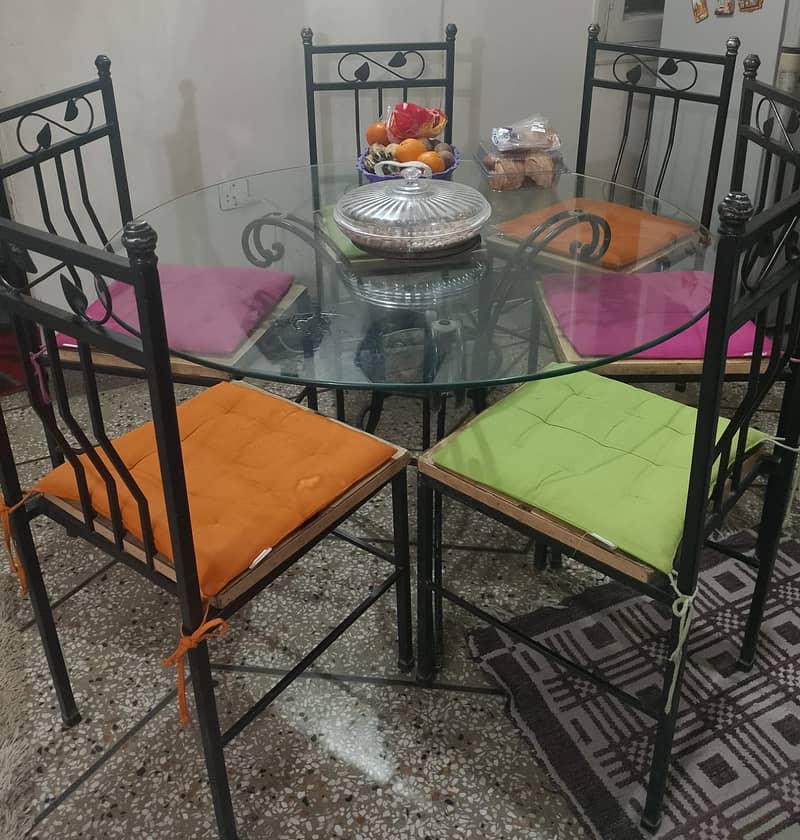 Dining table with 6 chairs 1