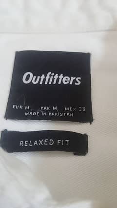 OUTFITTERS