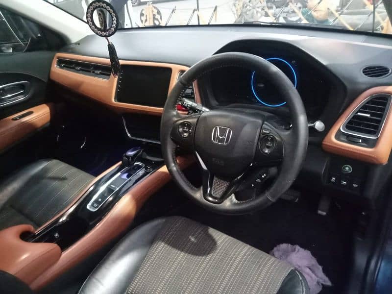 Honda Vezel 2014 9