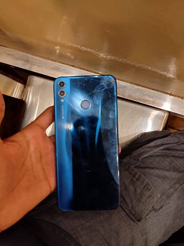 Honor 8x   4/128.  with box  condition 10/9  battery: 3500mAH 3