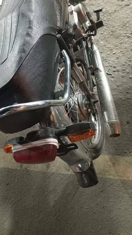 honda cd 70 19model applied for total genuine condition 3