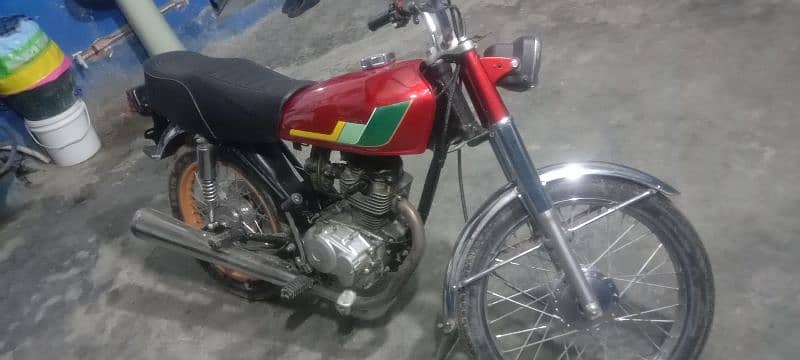 CG Honda 125 argent sale 1