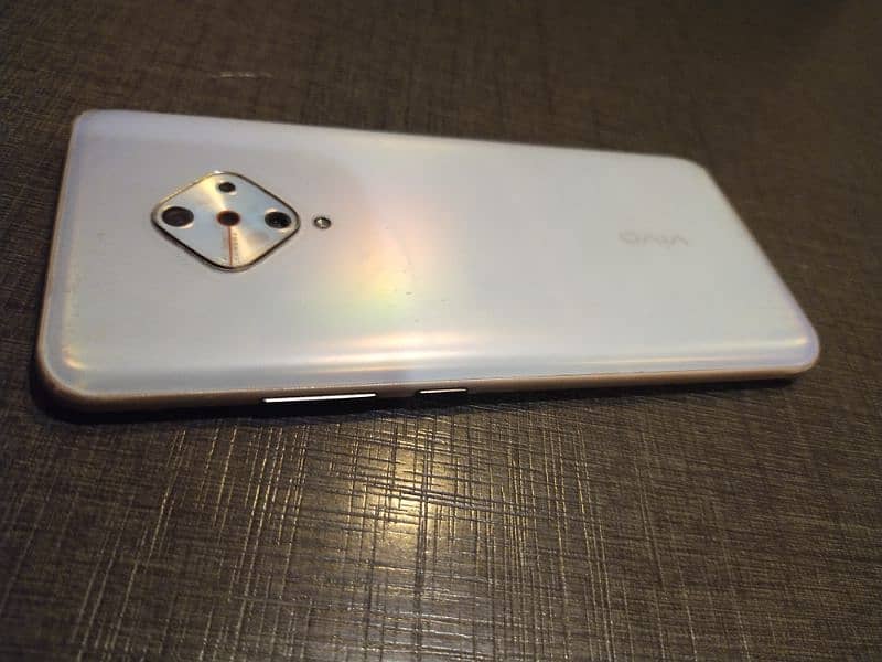 Vivo S1 Pro 8/128 1