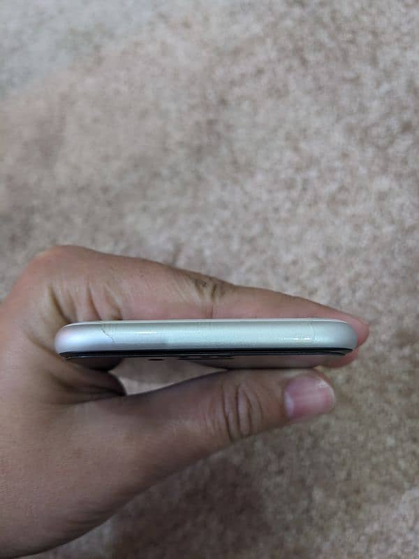 Apple iPhone SE 2020 128gb PTA 6