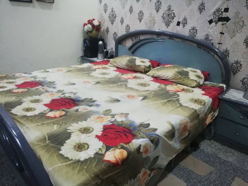 King size double bed with side tables and mattress 1