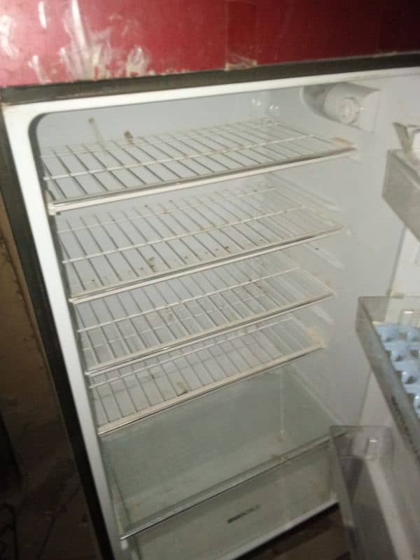 Haier Fridge 6