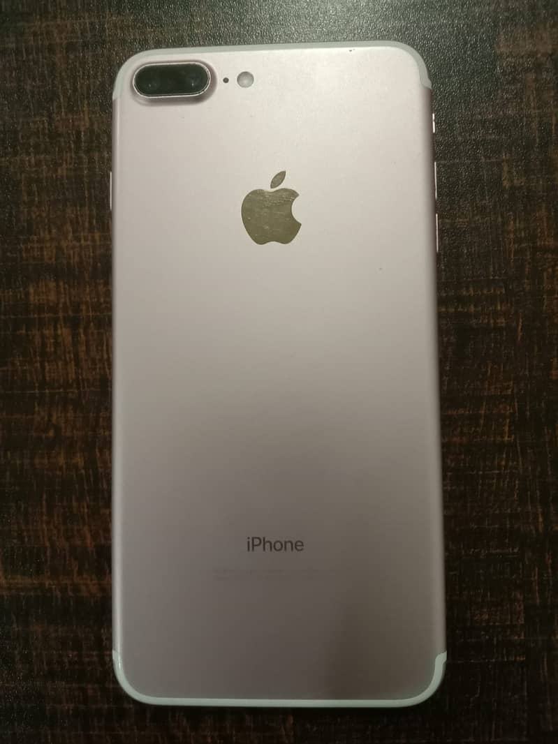 Apple iPhone 7 Plus 3