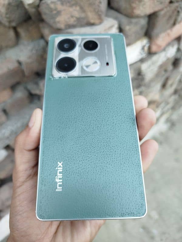 Infinix note 40 special leather edition 3