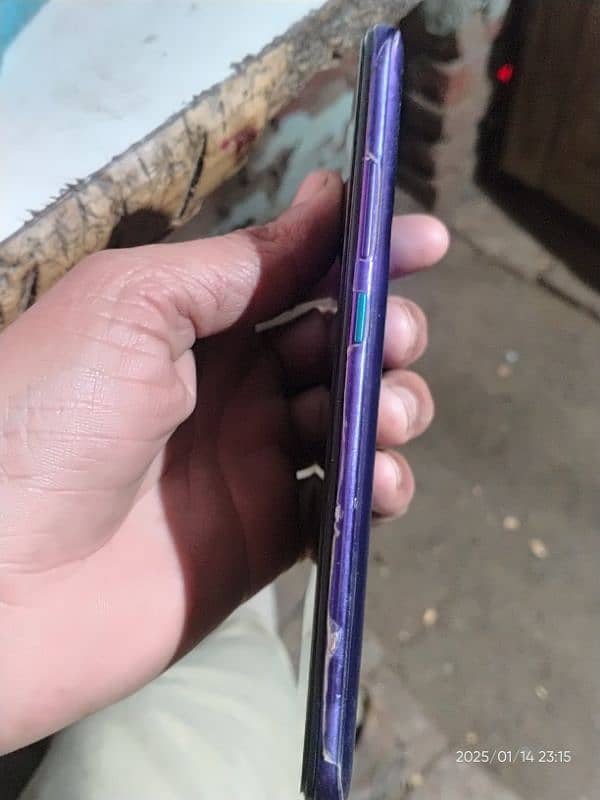 vivo s 1pro 4/128 4