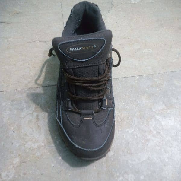 WalkMaxx European Footwear. 0