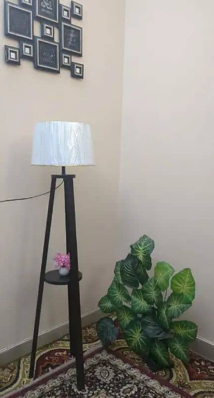 Tripod Lamps 1