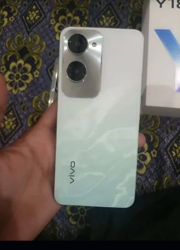 Vivo Y1.4 GB RAM 128 GB memory . 0.3. 1.7. 8.1. 1.4. 0.8. 5 0