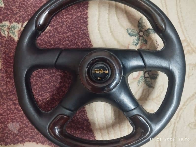 sports steering wheel 4