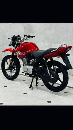 YAMAHA YBR-125-G 2023 MODEL