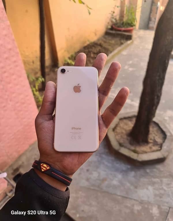 iPhone 8 64GB NON PTA 3