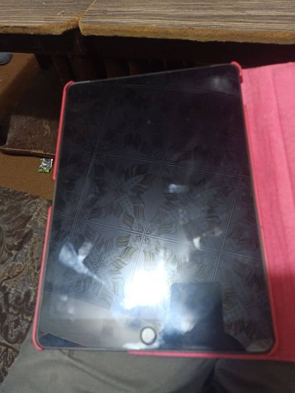 Apple I Pad 9th Generation Urgent Sale 1