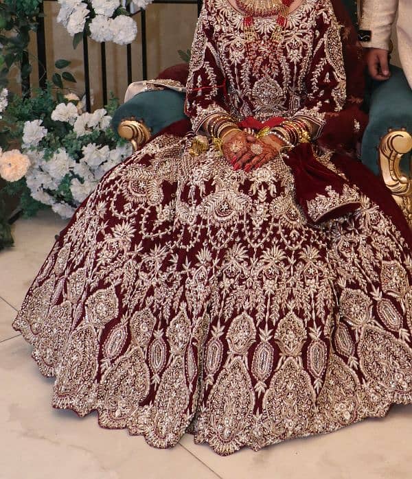 mahroon velvet bridel lehnga 2