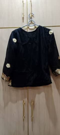 beautifully black sarhii with golden work