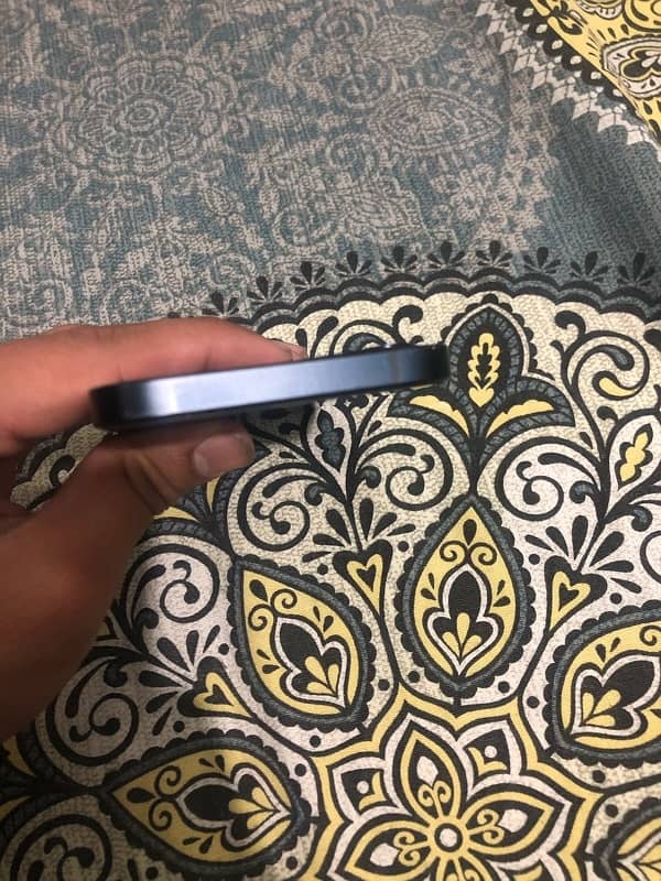 iPhone 12 64gb non pta bypassed 4