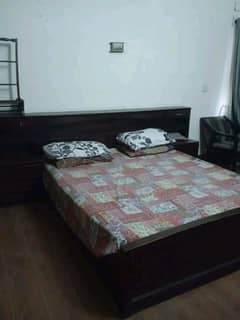 VIP furnish room available in G10/1 for male near to markez