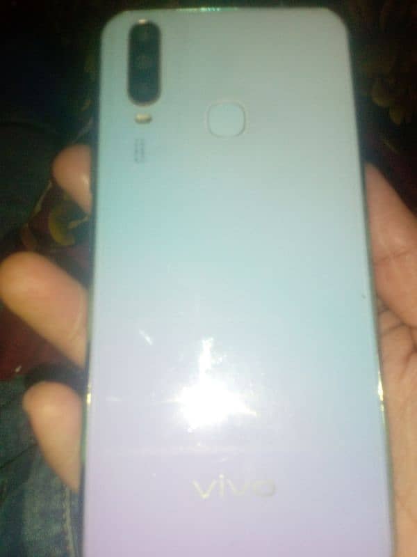 vivo y 17 8/256 good condition 3