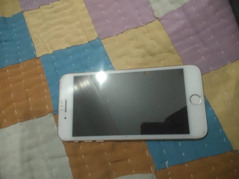 For sale IPhone 8 plus 64 GB  Official PTA approve contact 03122524487 5