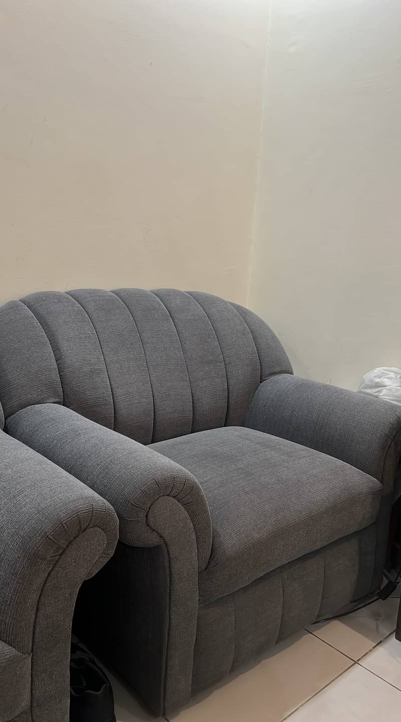 5 seater excellent condition sofa set 2