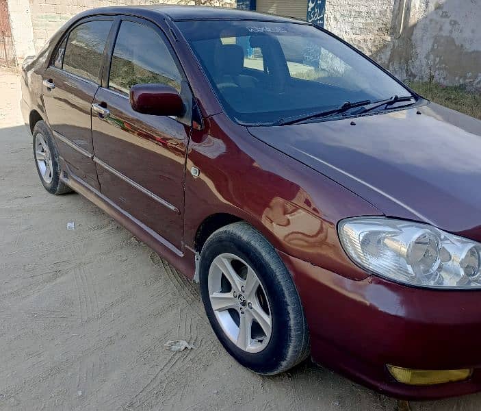 Toyota Corolla Altis 2004 8