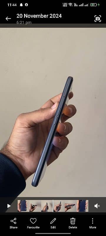 oppo F17 3