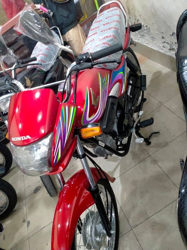 Honda Prider 18/19 modal Contact 03238591800 9