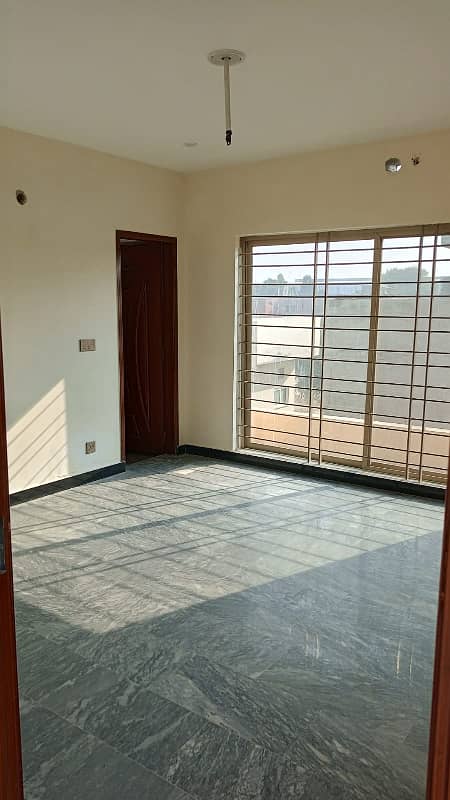 10 Marla upper portion available for rent in jubilee Town 6