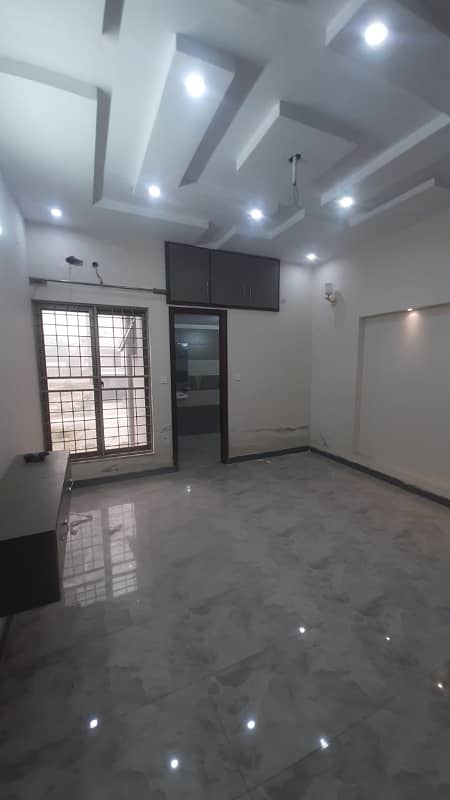 10 Marla brand new upper portion available for rent in Lda avenue 6