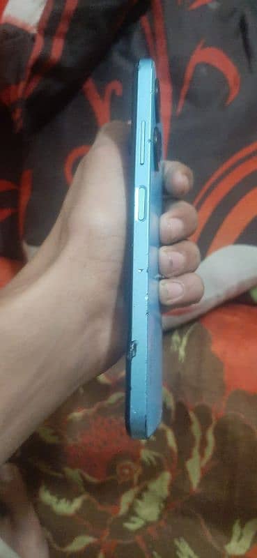 Infinix hot30i 1