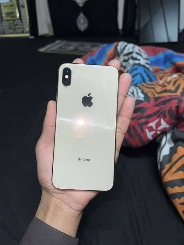 iphone xs max 3