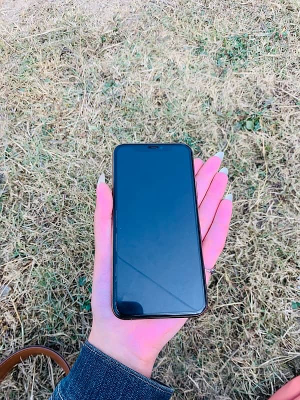 Iphone 11 Pro PTA Approved(Dual Sim) - 256gb - 10/10 condition 4