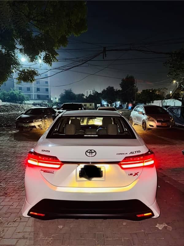 Toyota Corolla Altis 2022 5