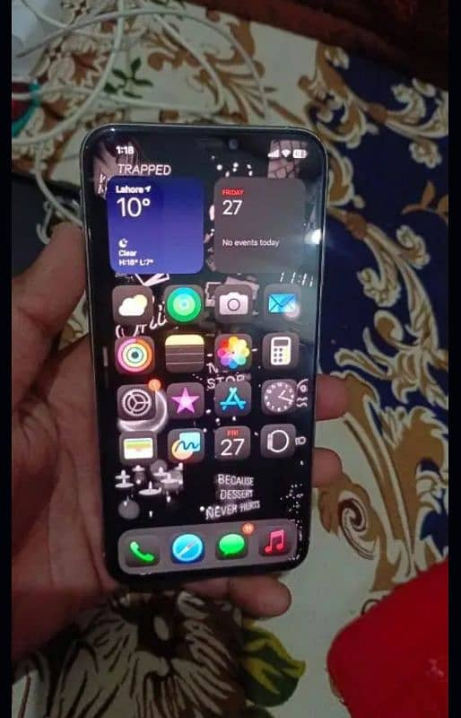 IPhone xs max non pta but 2 year sa esim. working ha 0