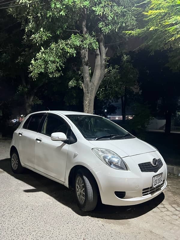 Toyota Vitz 2009 1000cc for sale in Lahore 1