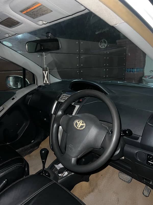 Toyota Vitz 2009 1000cc for sale in Lahore 6