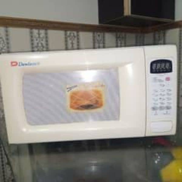 Dawlance microwave 1